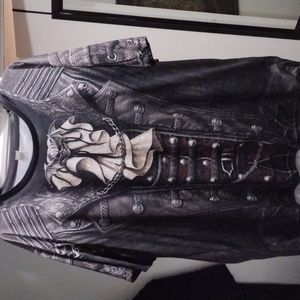 Pirate/skull t-shirt